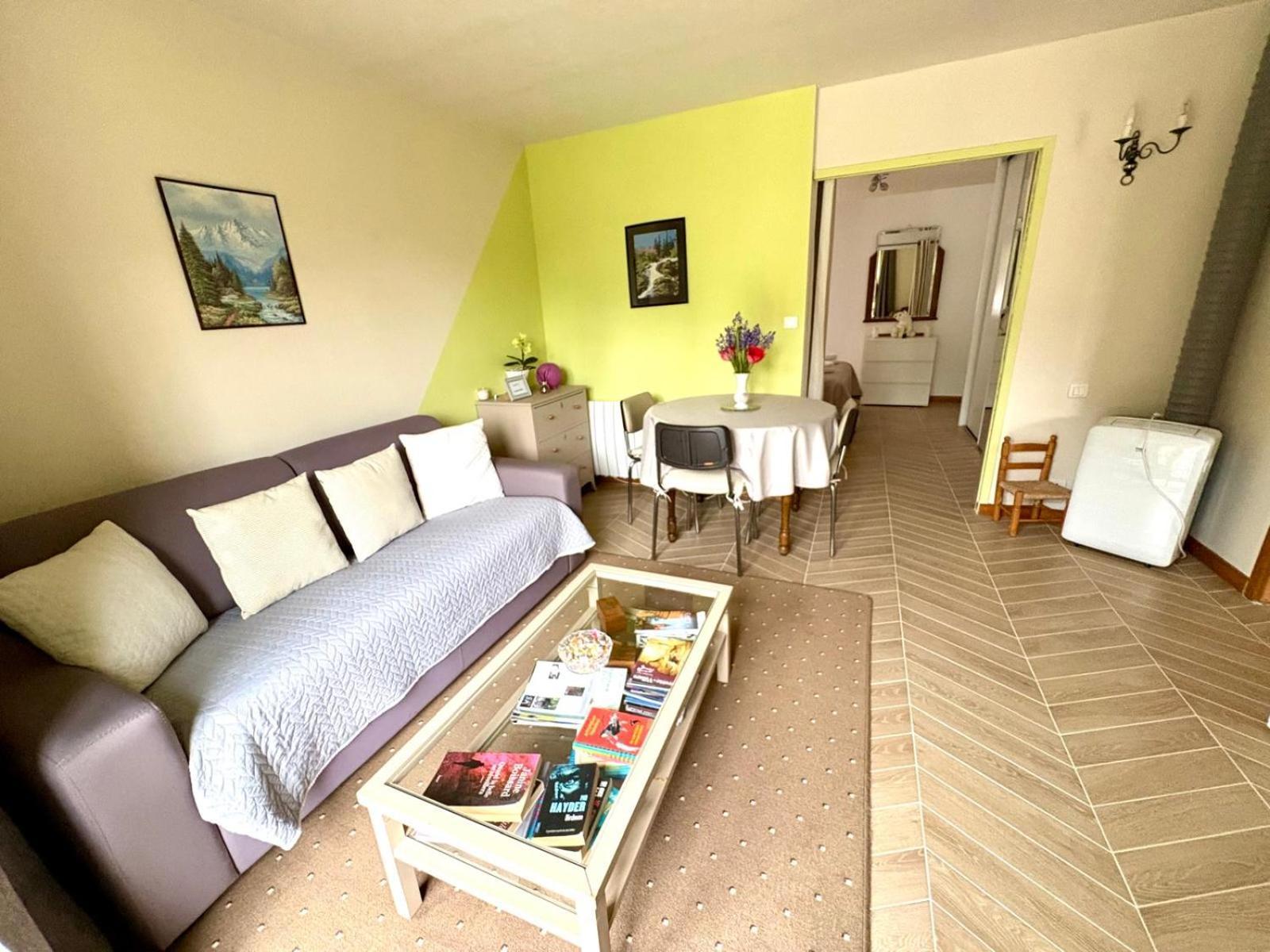 Chez Lucia A 15Min De Perigueux A 6Km Autoroute A89 Apartment Eglise-Neuve-de-Vergt Exterior photo